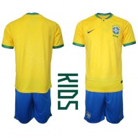 Brasilien Hjemmebanesæt Børn VM 2022 Kortærmet (+ Korte bukser)